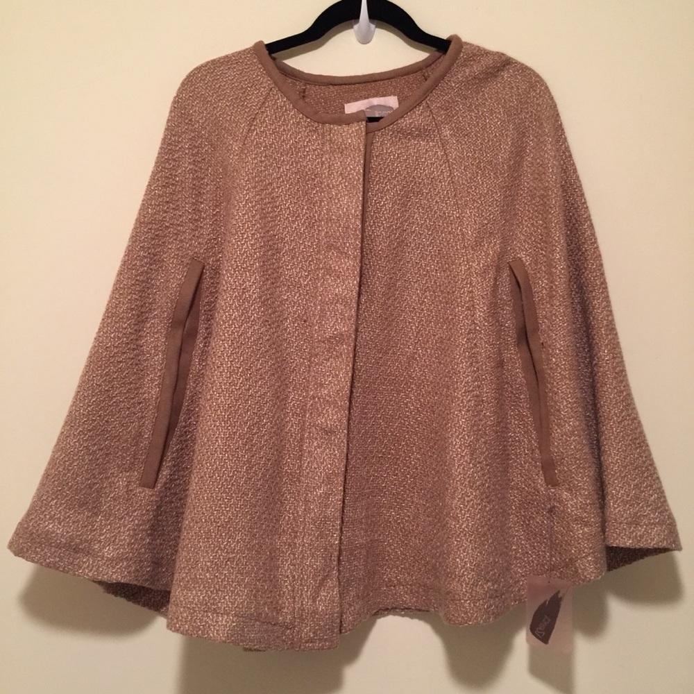 Love 21 poncho size S NWT